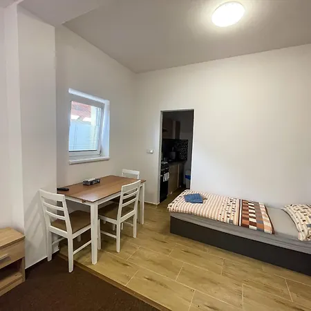 Aldo Hotel *